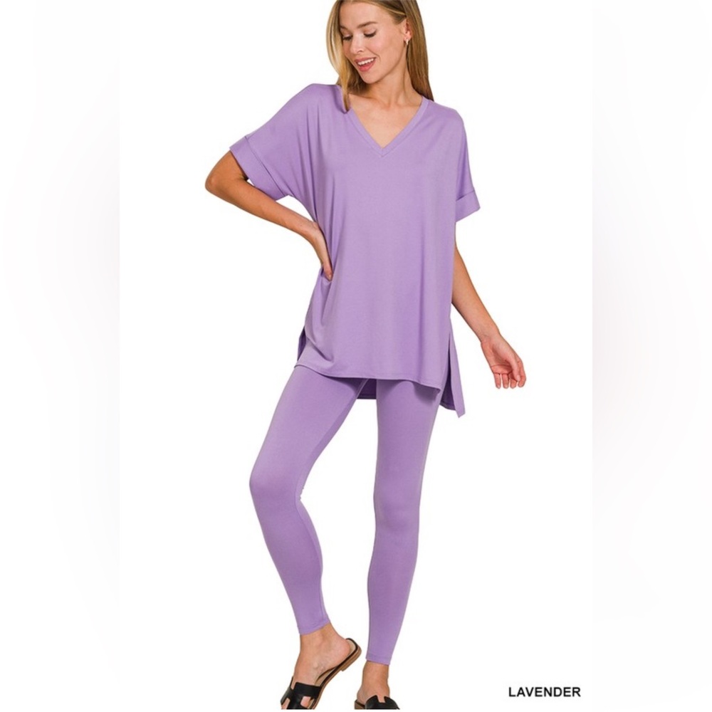NWT! 2pc Lavender V-Neck Tunic Hi Lo Side split Top and Leggings Set